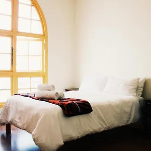 https://scalabrini-guesthouse.hotels-capetown.com