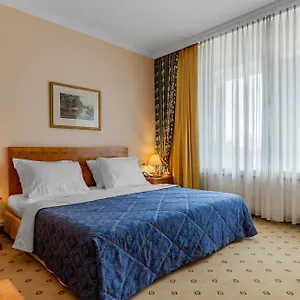 https://natsionalny.hotels-of-kiev.com